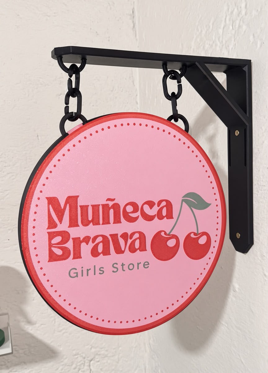 Cartel redondo personalizado para un comercio